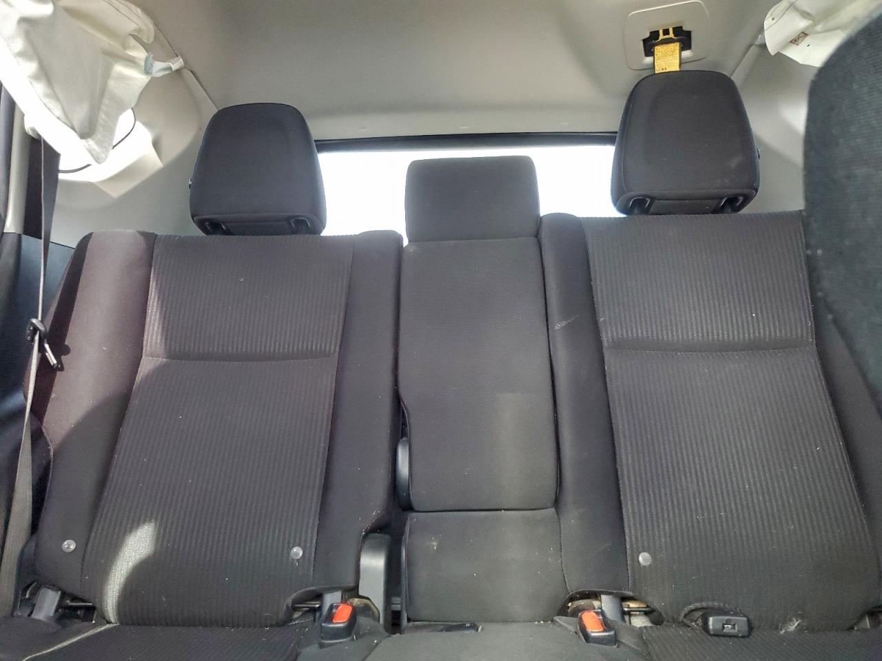 2017 Toyota Rav4 Le VIN: JTMZFREV8HJ710199 Lot: 94414005