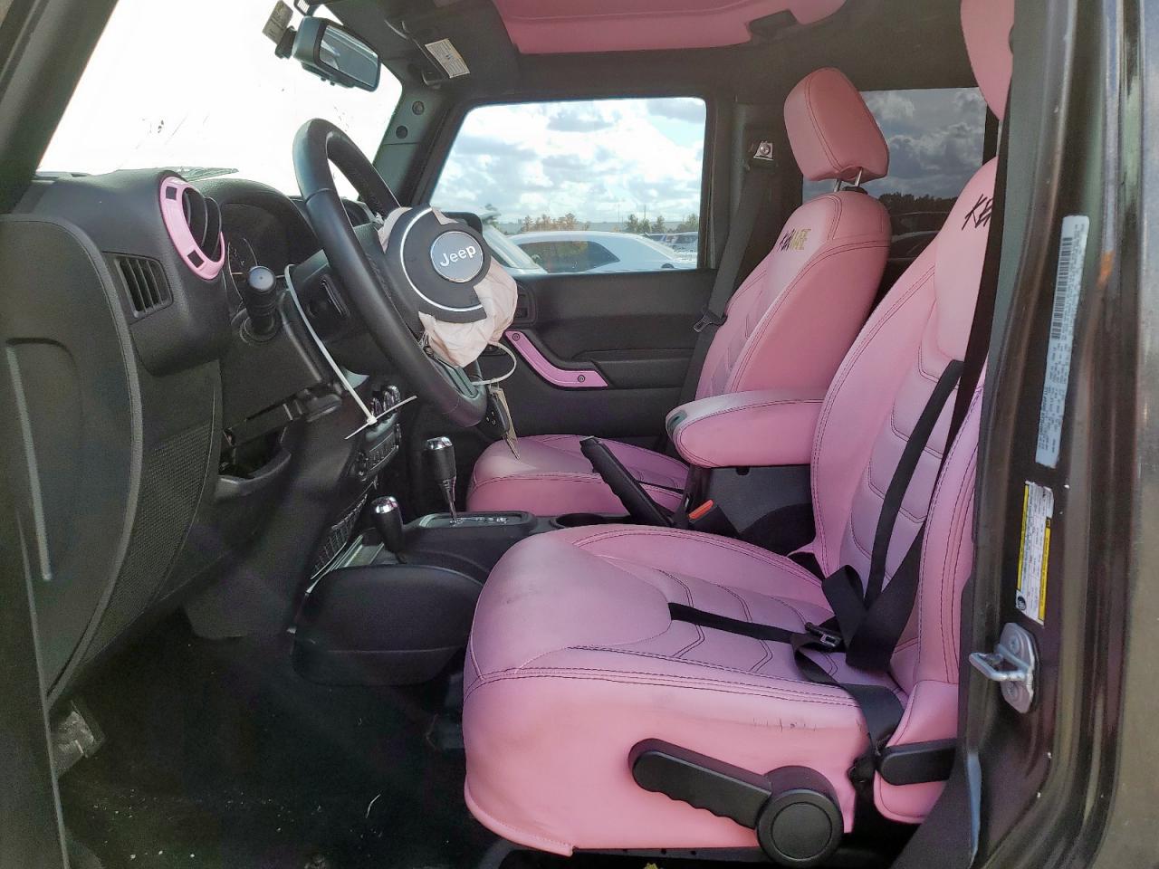 2015 Jeep Wrangler Unlimited Sahara VIN: 1C4HJWEG2FL525030 Lot: 93828265