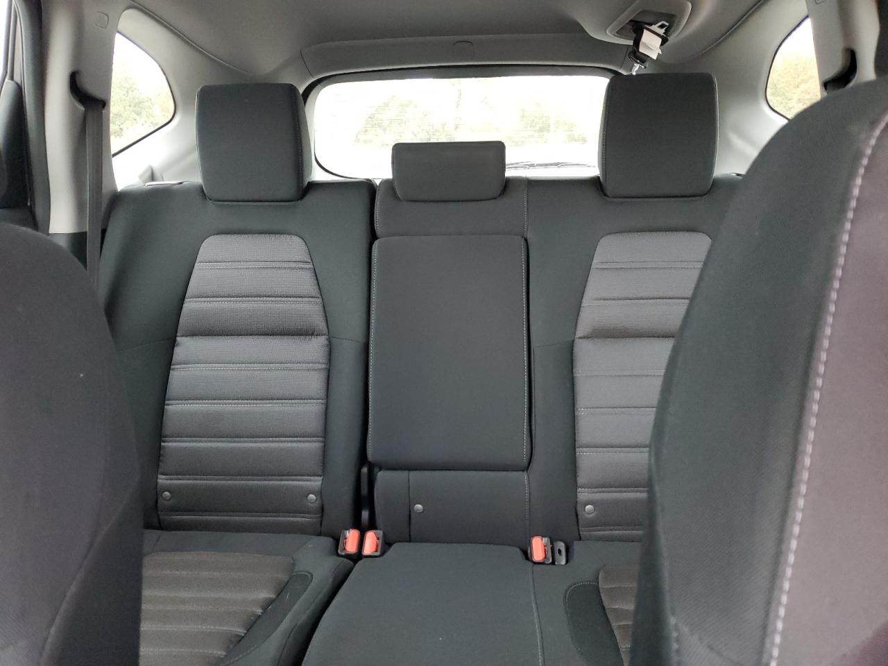 2019 Honda Cr-V Lx VIN: 2HKRW5H33KH415210 Lot: 92240825