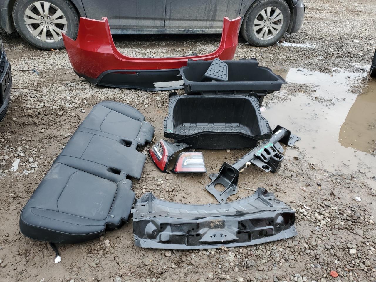 2023 Tesla Model Y VIN: 7SAYGDEE1PA122064 Lot: 91552285