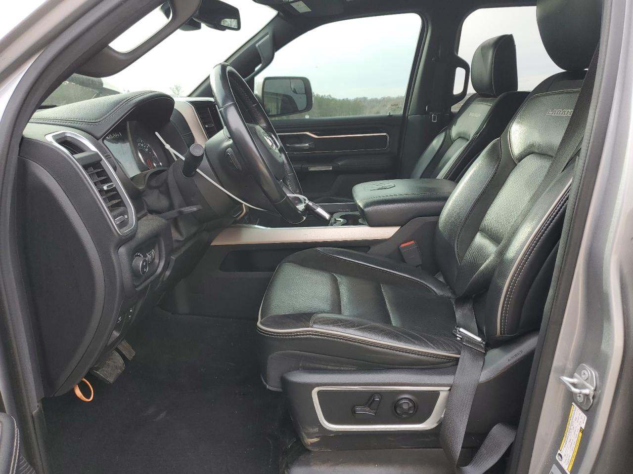 2019 Ram 1500 Laramie VIN: 1C6SRFJT2KN749129 Lot: 91927325