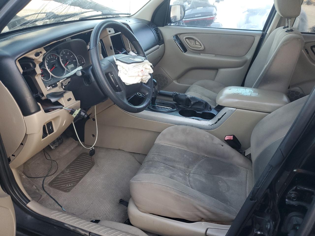 2005 Mazda Tribute S VIN: 4F2YZ04135KM00884 Lot: 91408905