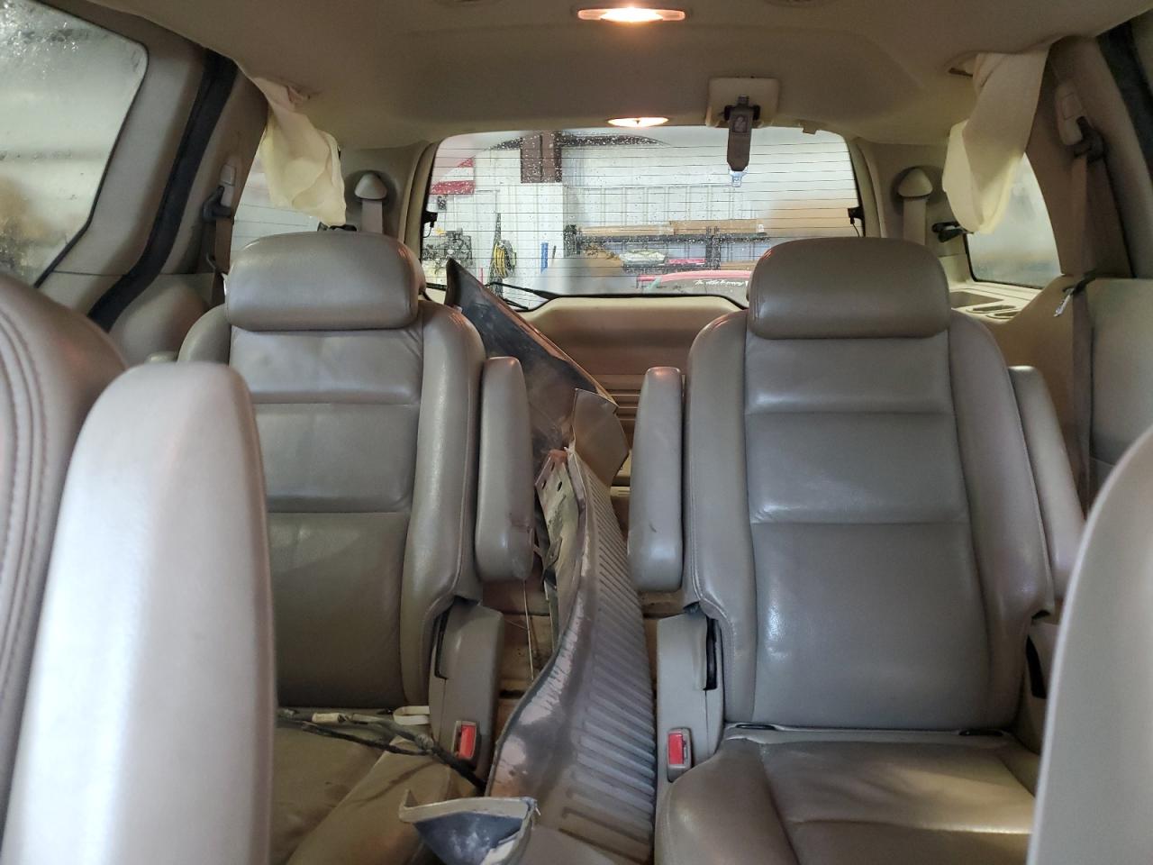 2004 Ford Freestar Limited VIN: 2FMDA58284BA90824 Lot: 93553295