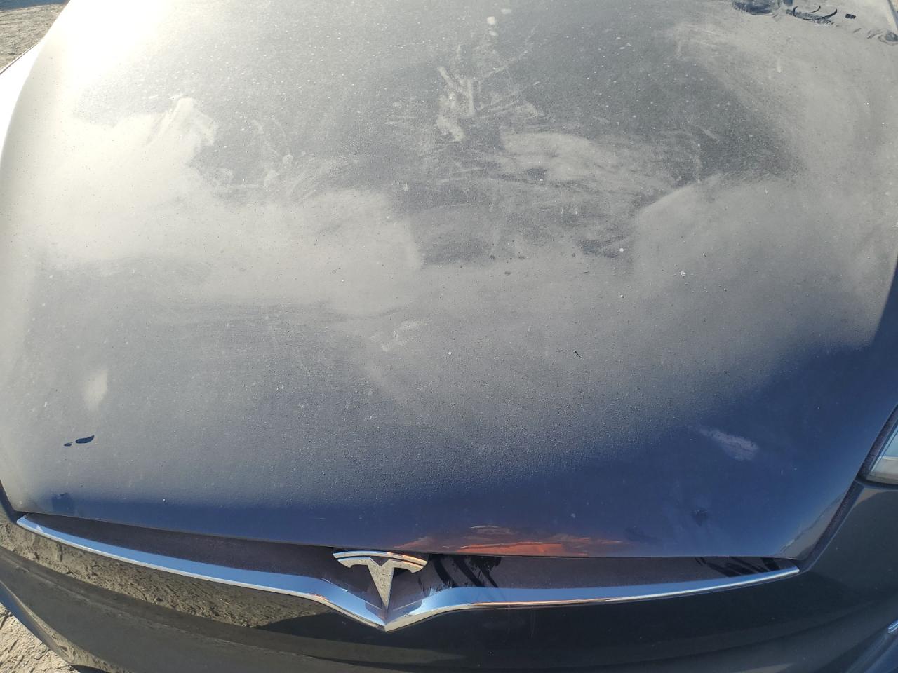 2017 Tesla Model X VIN: 5YJXCDE29HF059164 Lot: 93697525