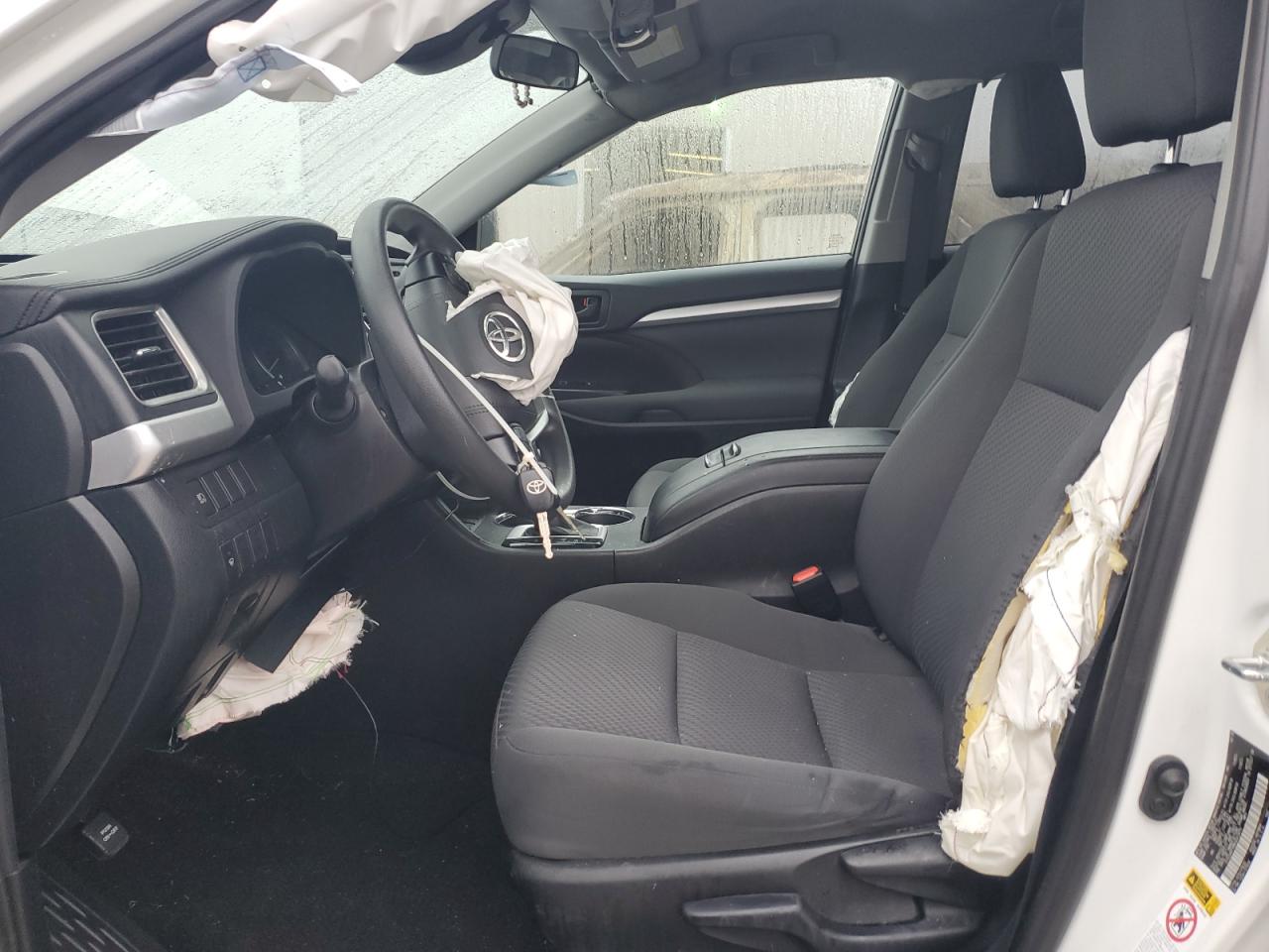 2019 Toyota Highlander Le VIN: 5TDZARFH9KS043970 Lot: 93474745