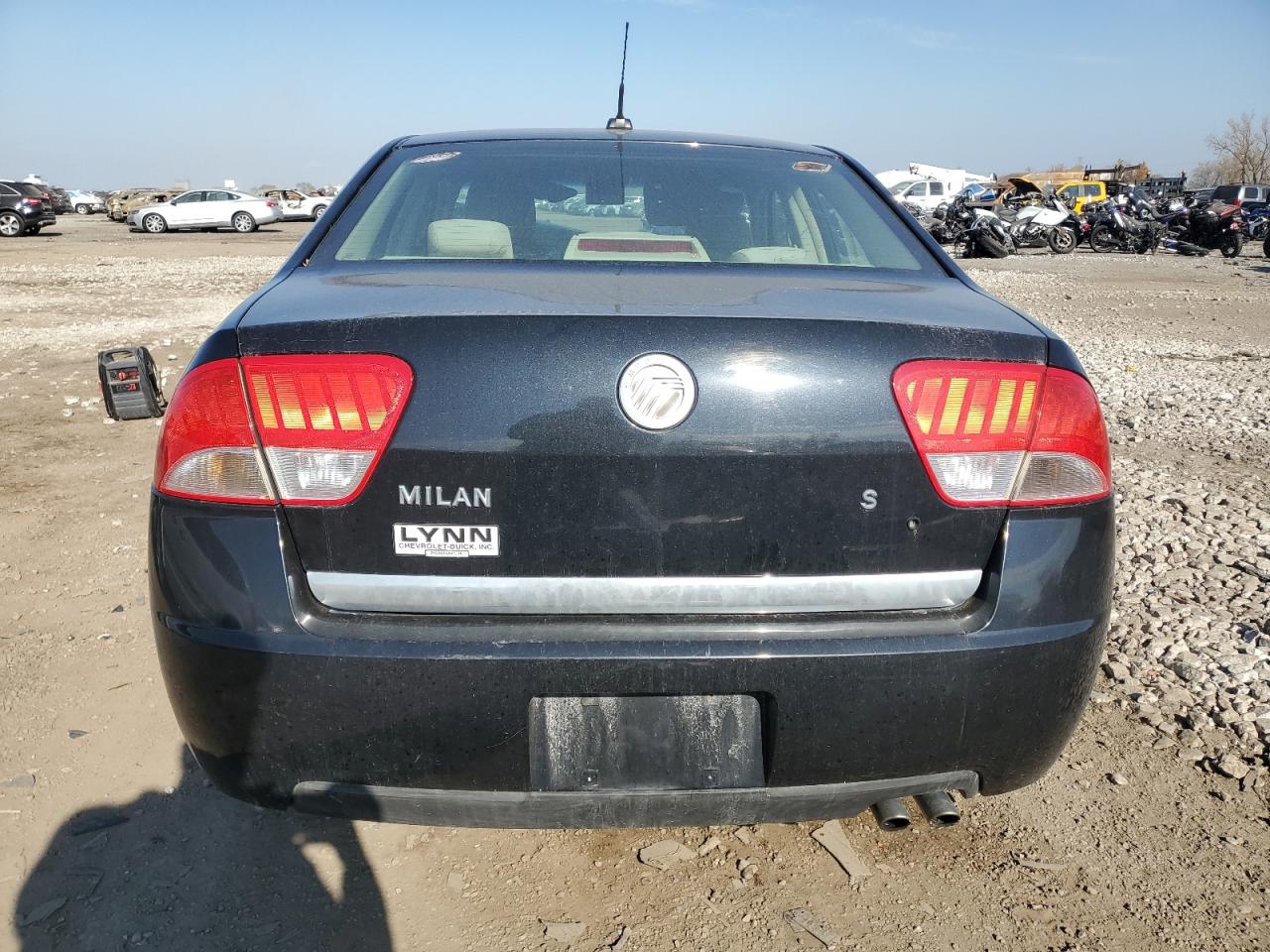 2010 Mercury Milan VIN: 3MEHM0HA4AR605966 Lot: 90347285