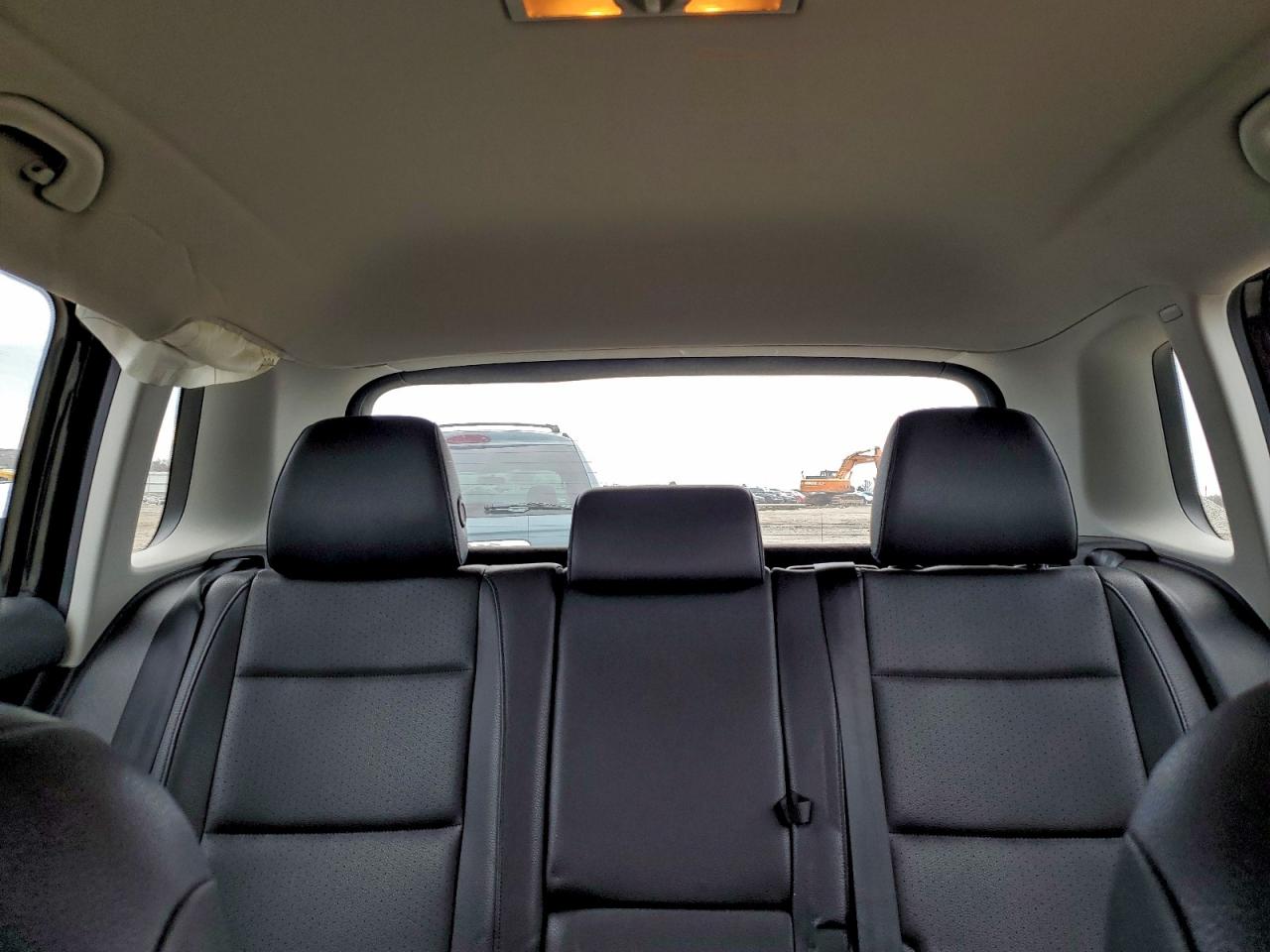 2016 Volkswagen Tiguan S VIN: WVGAV7AX5GW599877 Lot: 94147835