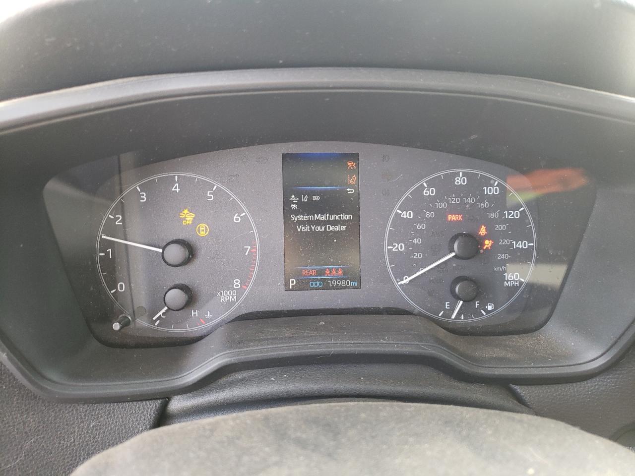 2025 Toyota Corolla Cross Le VIN: 7MUCAABG2SV121984 Lot: 92525805