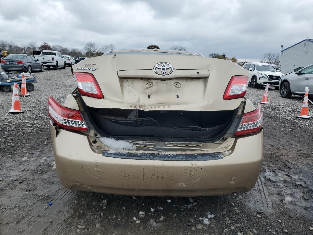 2011 Toyota Camry Base VIN: 4T1BF3EKXBU735711 Lot: 91967485