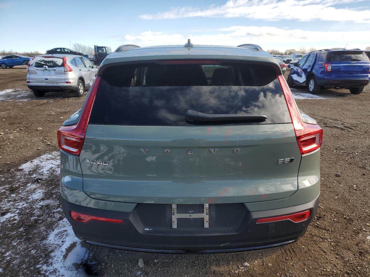 2025 Volvo Xc40 Plus VIN: YV4L12UC5S2484021 Lot: 91997925