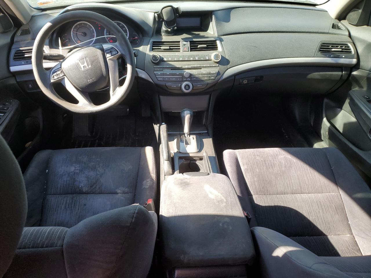 2011 Honda Accord Lx VIN: 1HGCP2F31BA052595 Lot: 92051875