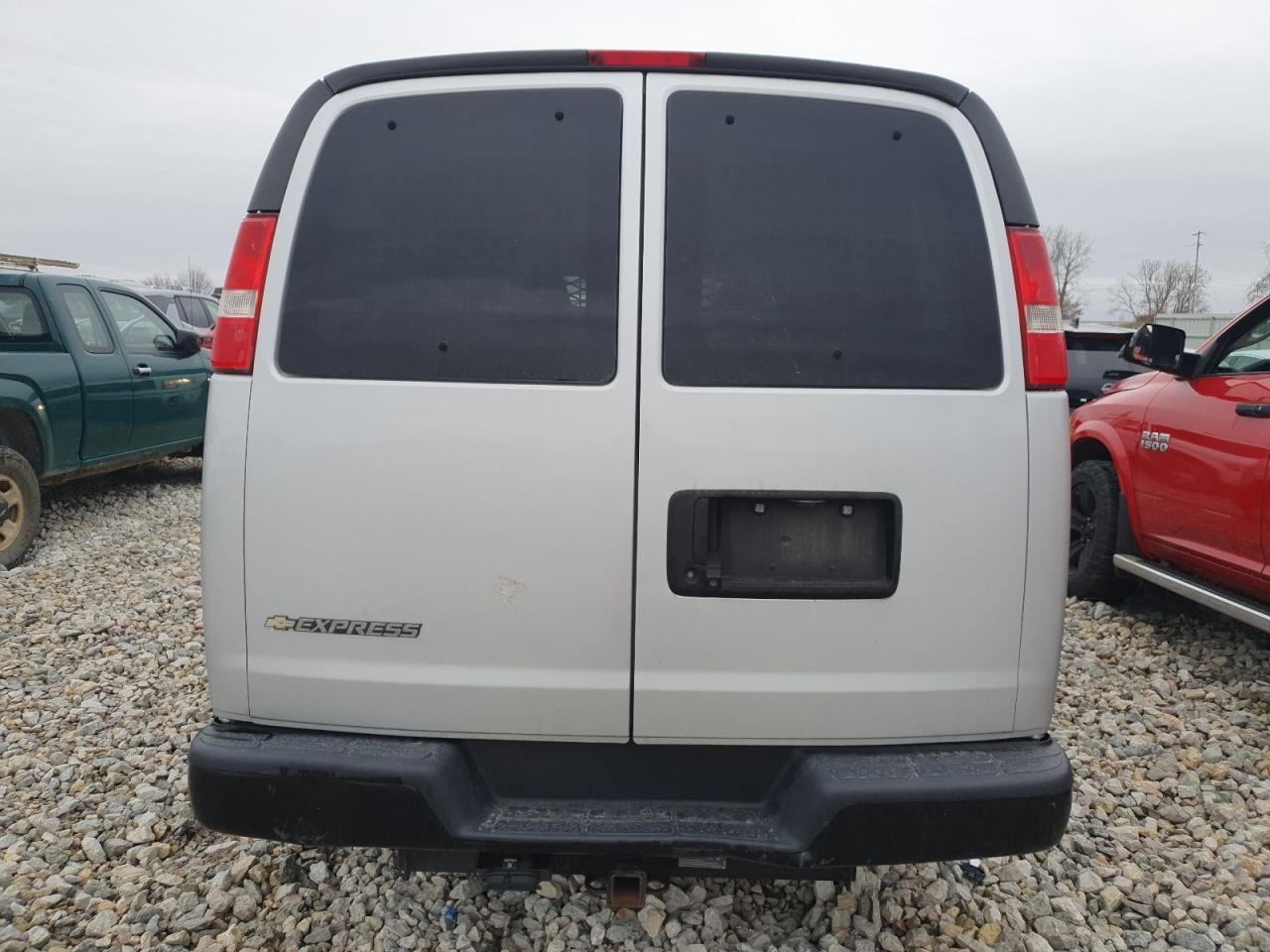 2018 Chevrolet Express G3500 Ls VIN: 1GAZGNFG0J1324297 Lot: 92298745