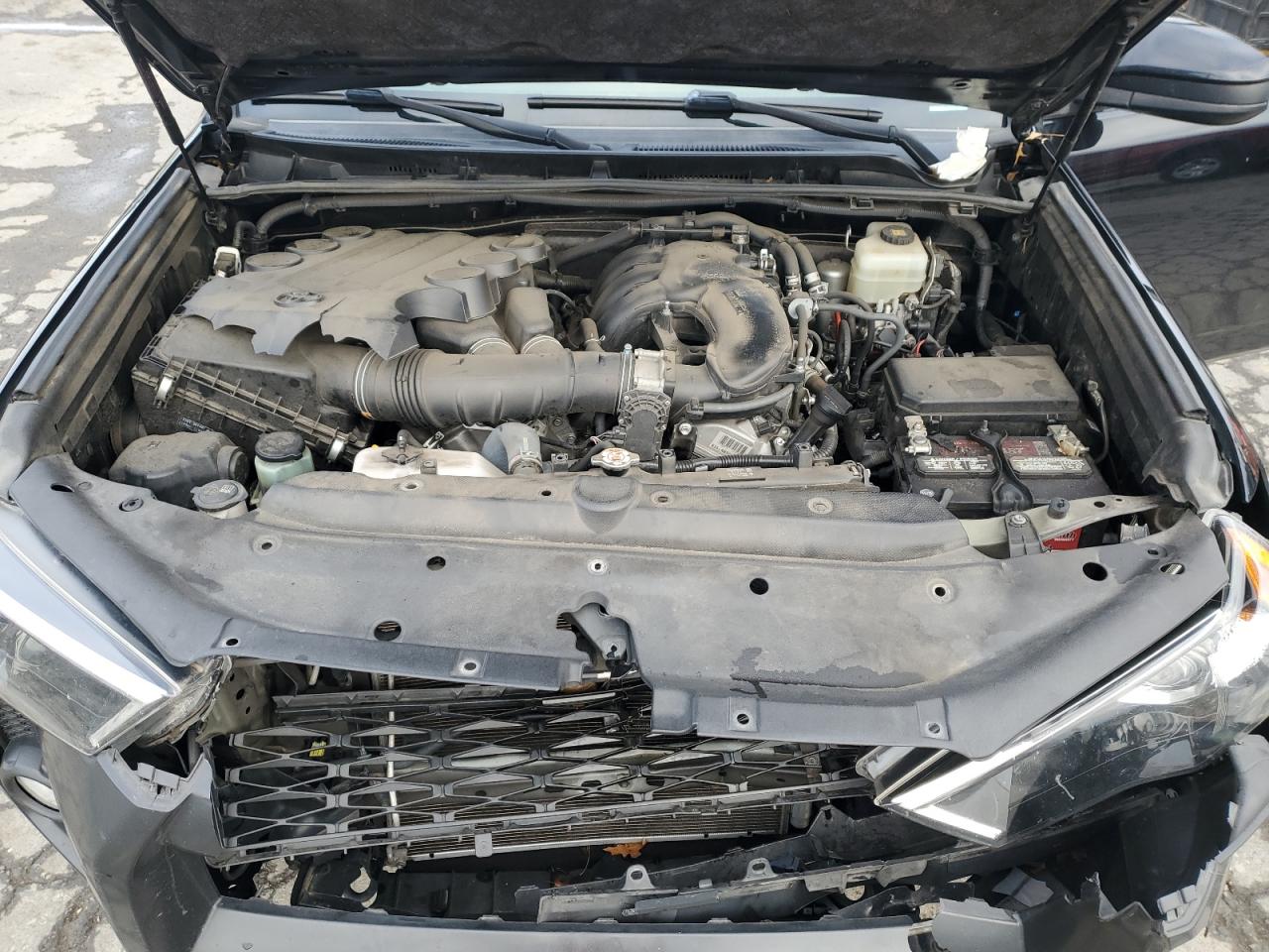 2019 Toyota 4Runner Sr5/Sr5 Premium VIN: JTEBU5JR9K5646050 Lot: 92783055