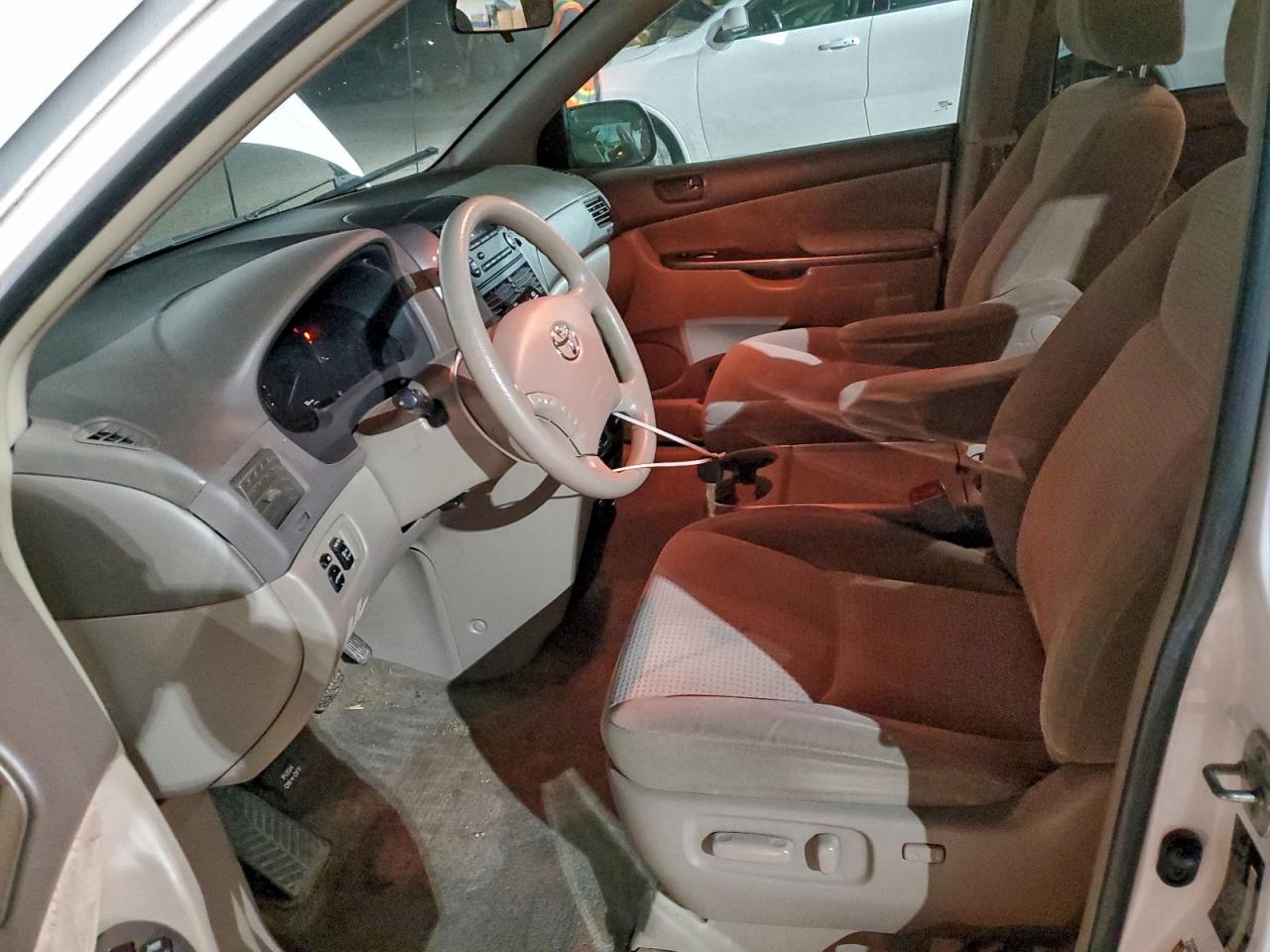 2009 Toyota Sienna Ce VIN: 5TDZK23C09S270374 Lot: 92628275