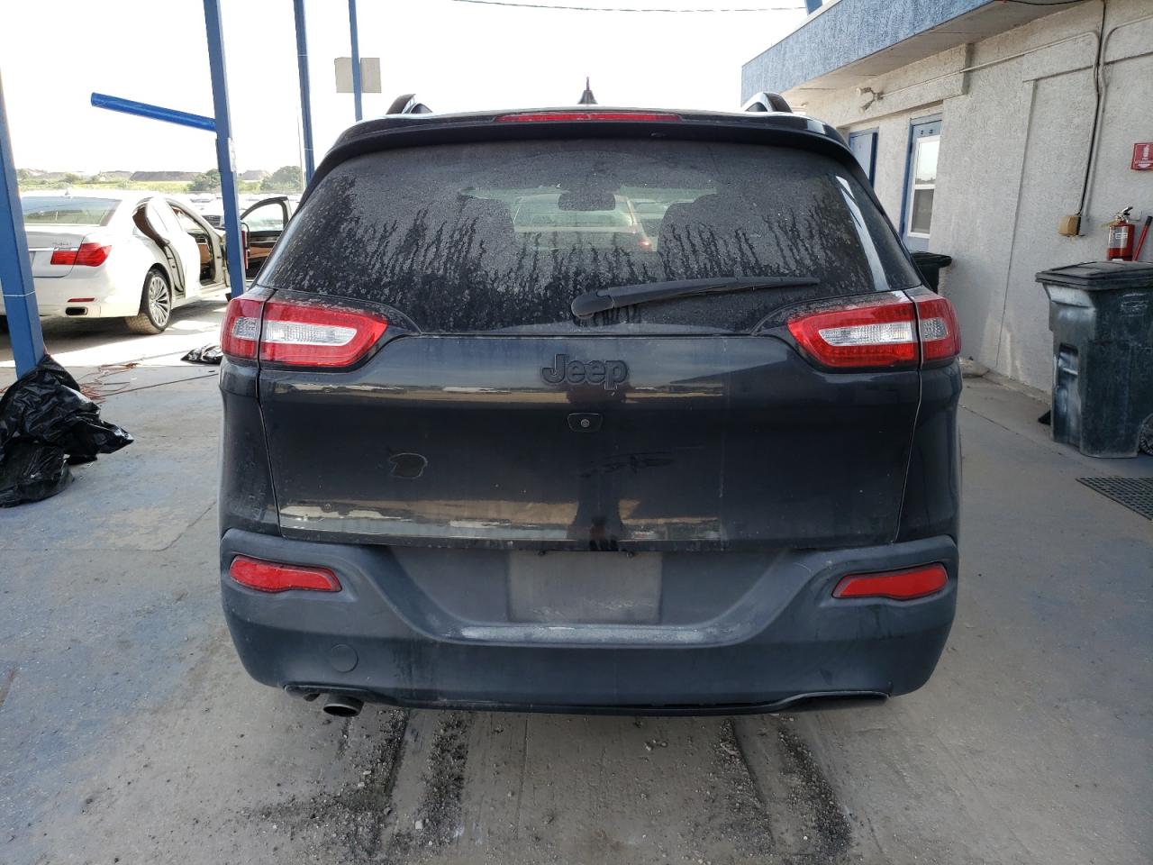 2015 Jeep Cherokee Latitude VIN: 1C4PJLCBXFW781061 Lot: 91777635