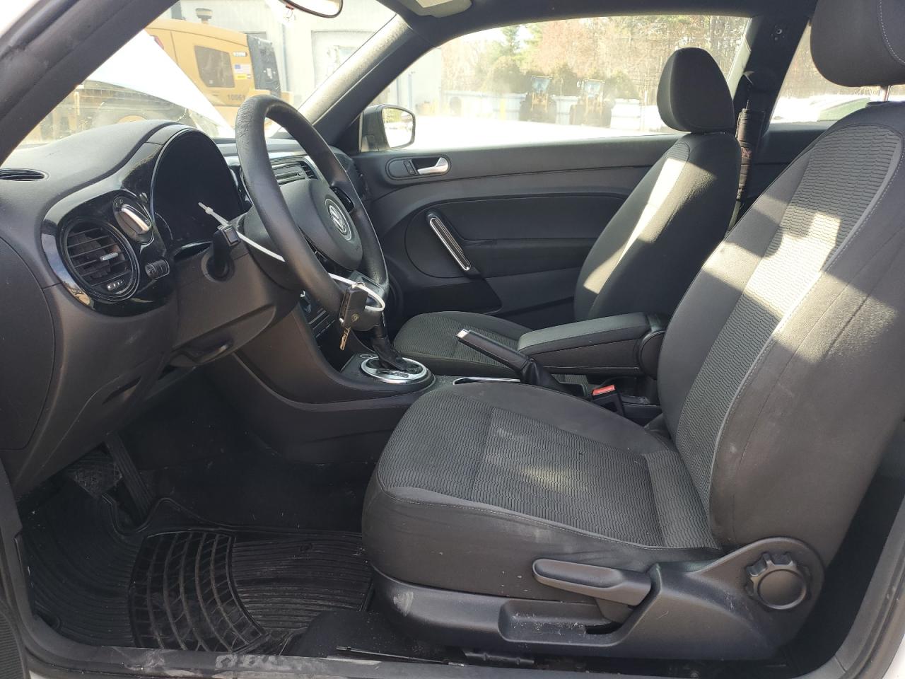 2014 Volkswagen Beetle VIN: 3VWF17AT3EM640259 Lot: 93925505