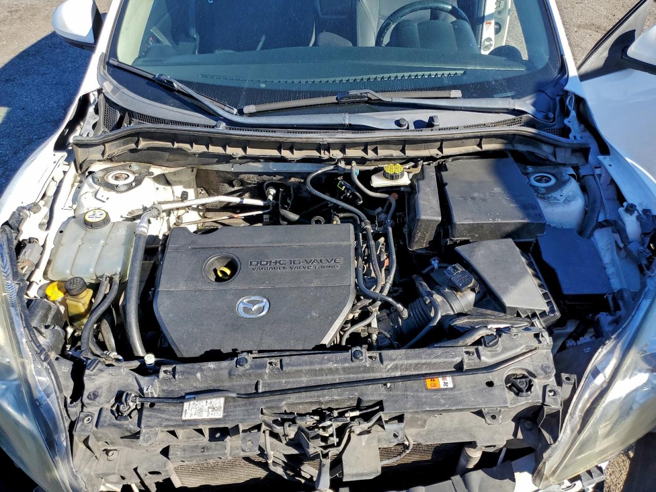 2011 Mazda 3 S VIN: JM1BL1K65B1494053 Lot: 94730125