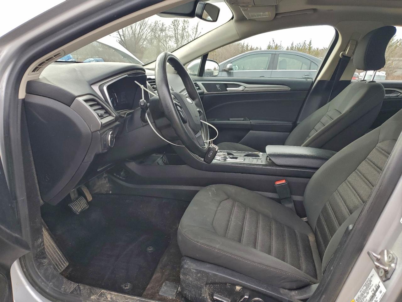 2019 Ford Fusion Se VIN: 3FA6P0LU5KR165250 Lot: 94102805