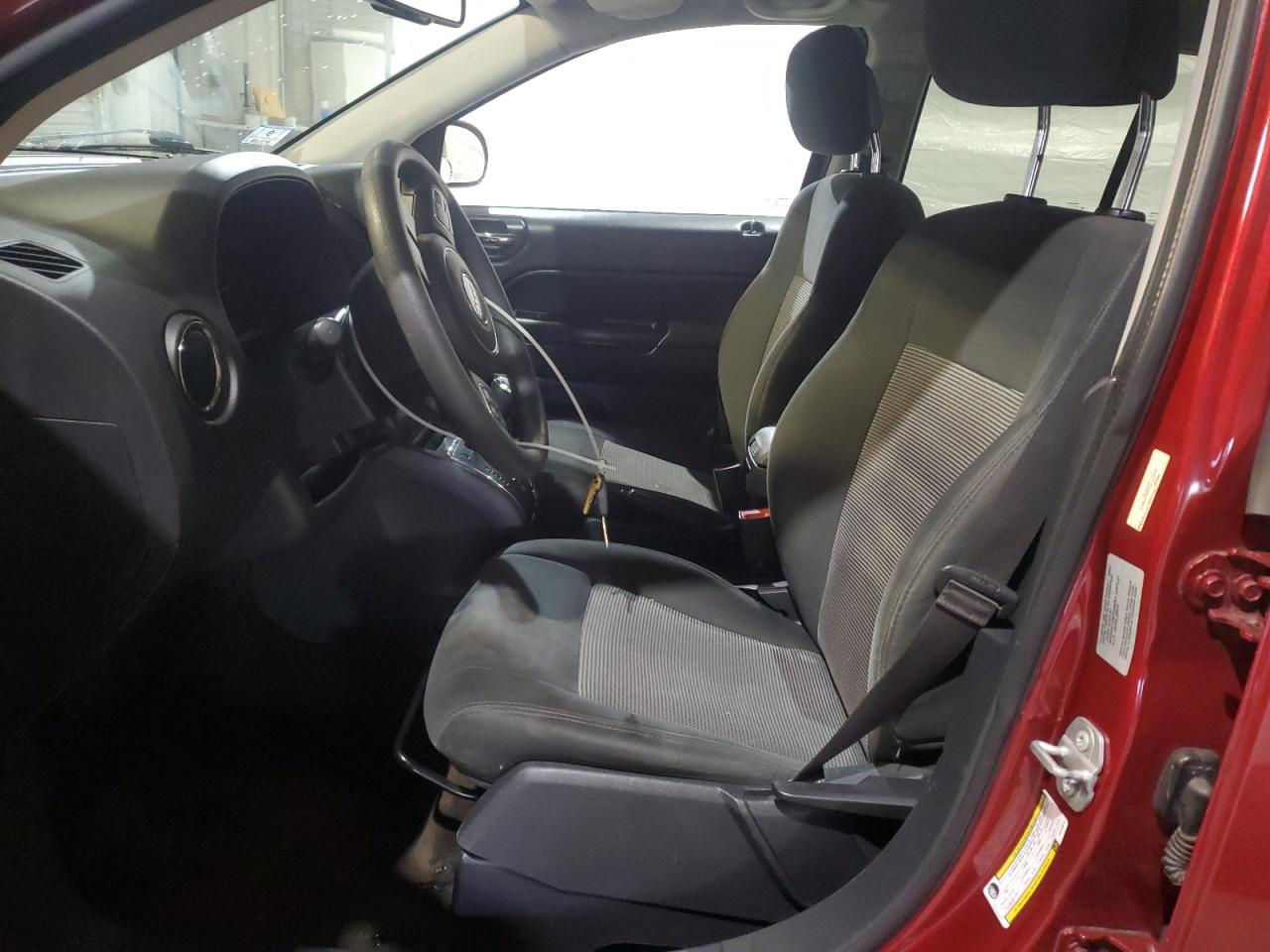 2017 Jeep Compass Sport VIN: 1C4NJCBA0HD123313 Lot: 91491075