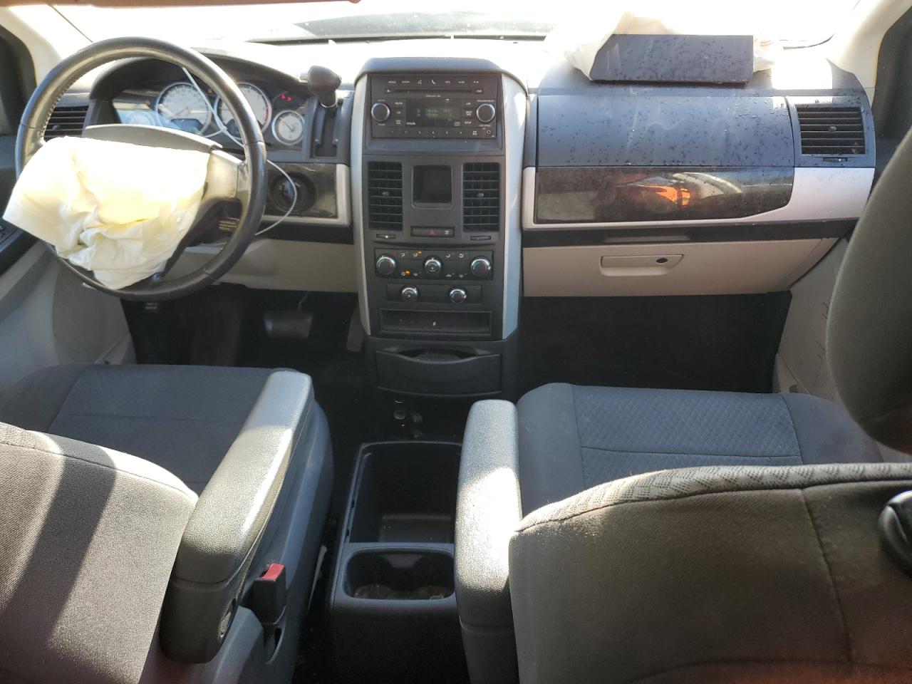 2010 Dodge Grand Caravan Sxt VIN: 2D4RN5D1XAR445218 Lot: 92642685