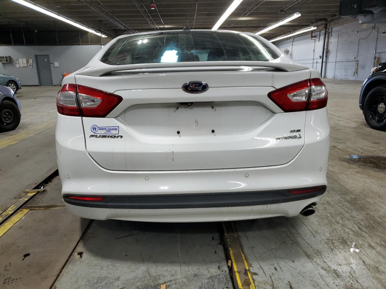 2015 Ford Fusion Se Hybrid VIN: 3FA6P0LU4FR147148 Lot: 92434885