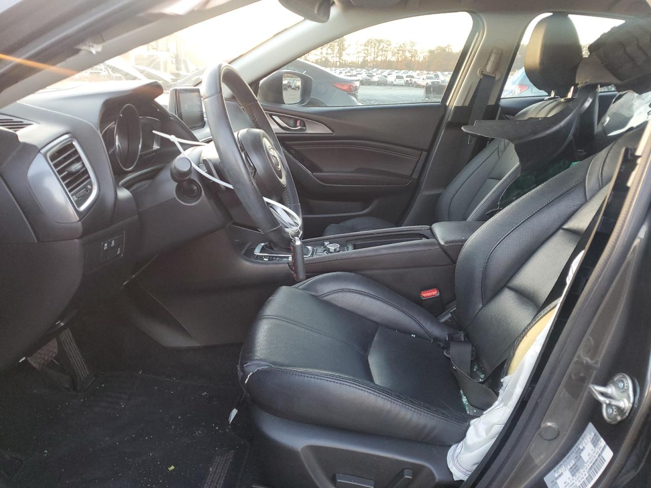 2018 Mazda 3 Grand Touring VIN: 3MZBN1W3XJM272620 Lot: 91817735