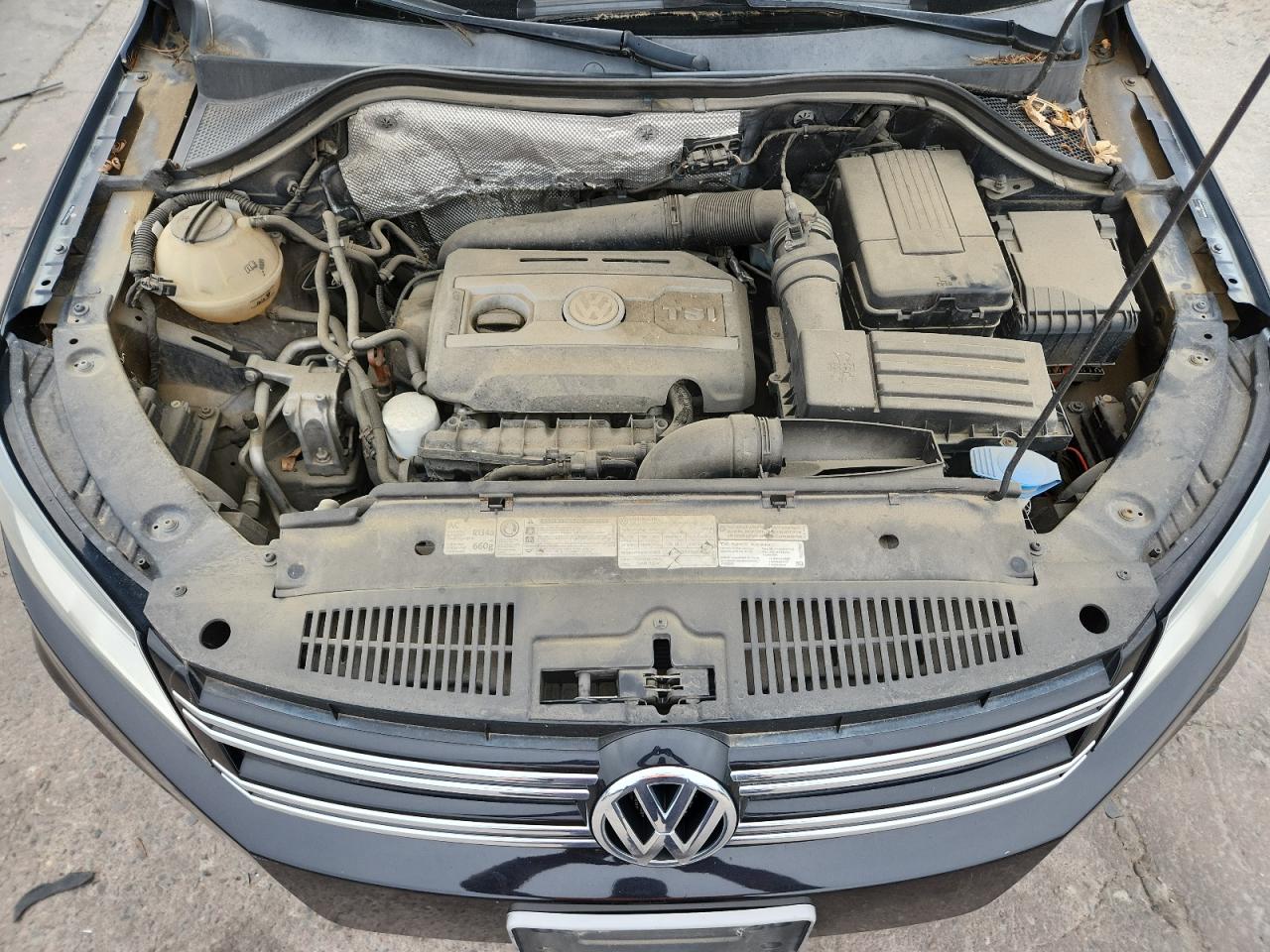 2012 Volkswagen Tiguan S VIN: WVGBV7AX2CW504237 Lot: 93924675