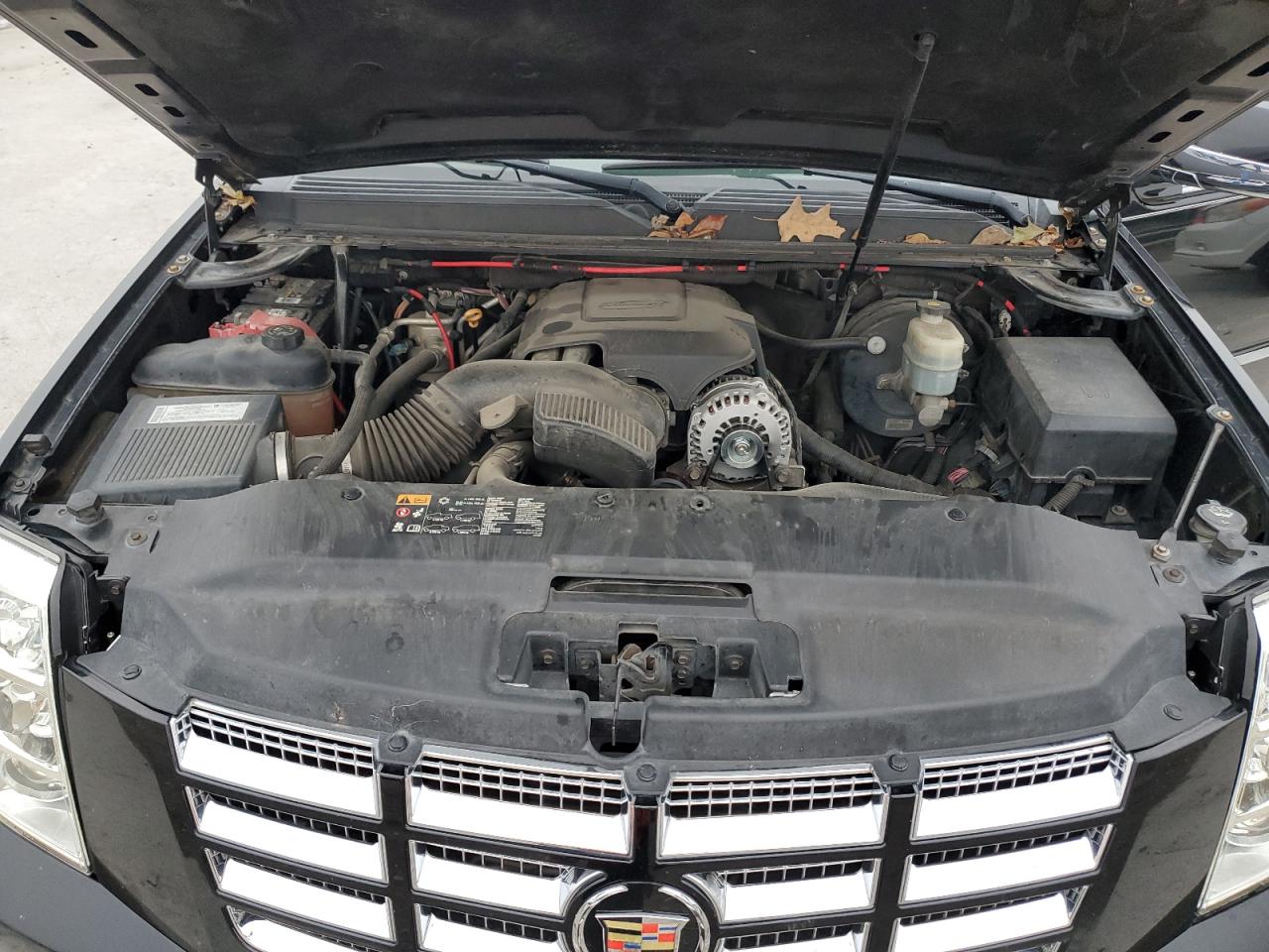 2008 Cadillac Escalade Luxury VIN: 1GYFK63848R237617 Lot: 92956095