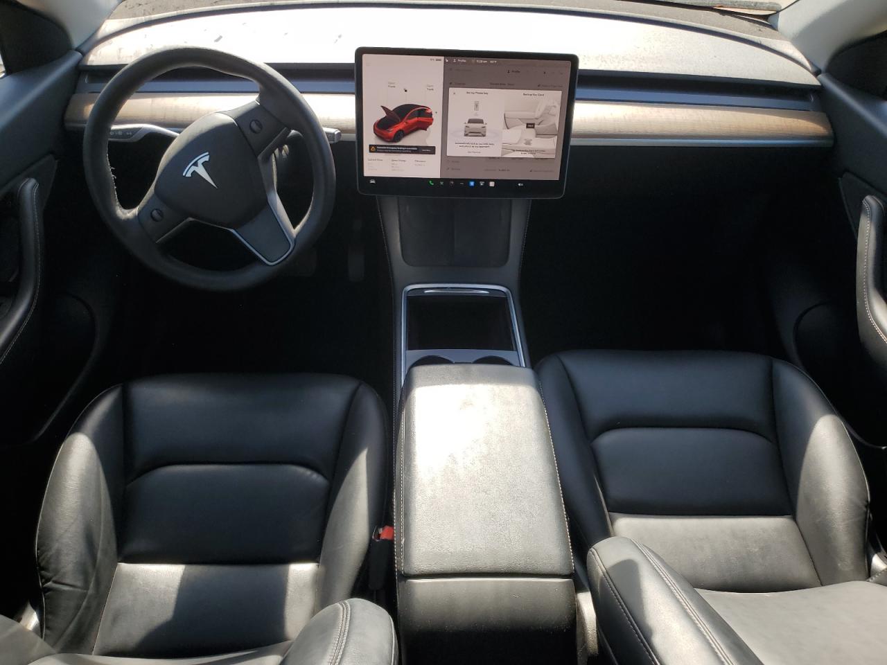 2022 Tesla Model Y VIN: 7SAYGDEE5NF461264 Lot: 92111175