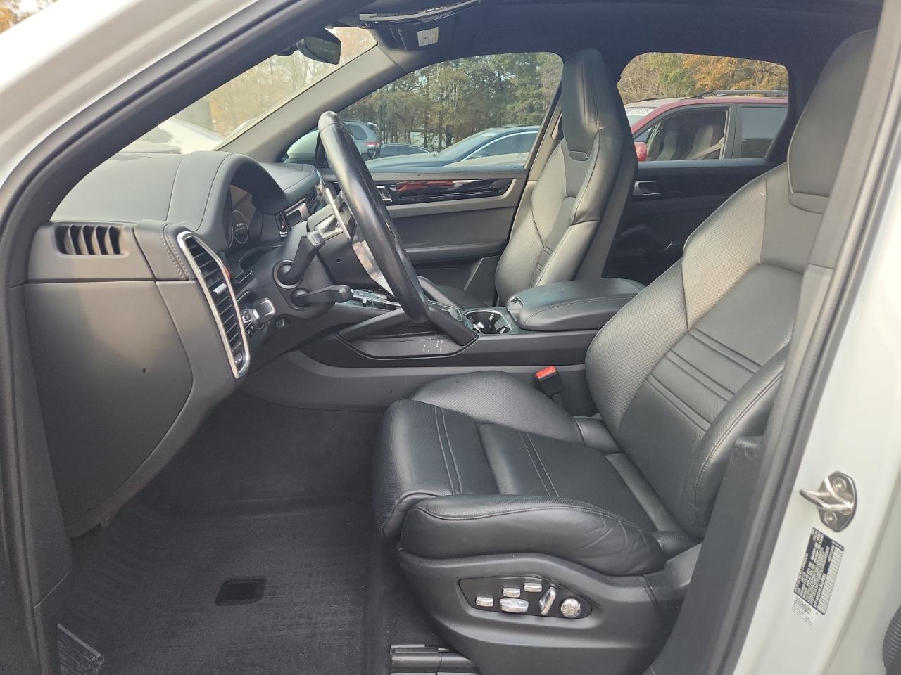 2020 Porsche Cayenne S VIN: WP1AB2AYXLDA28883 Lot: 92667975