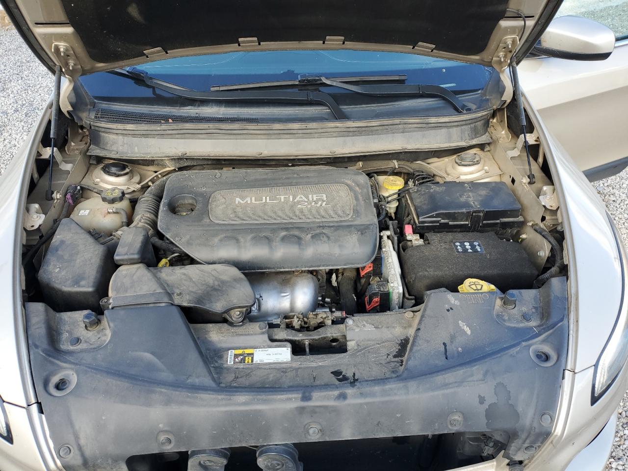 2014 Jeep Cherokee Latitude VIN: 1C4PJLCB5EW264801 Lot: 92350995