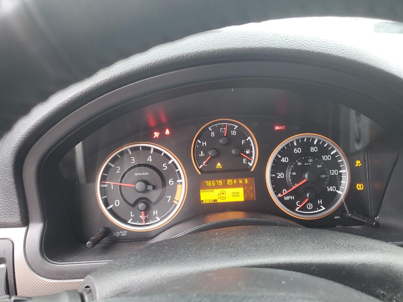 2015 Nissan Armada Sv VIN: 5N1BA0ND3FN619376 Lot: 93063735