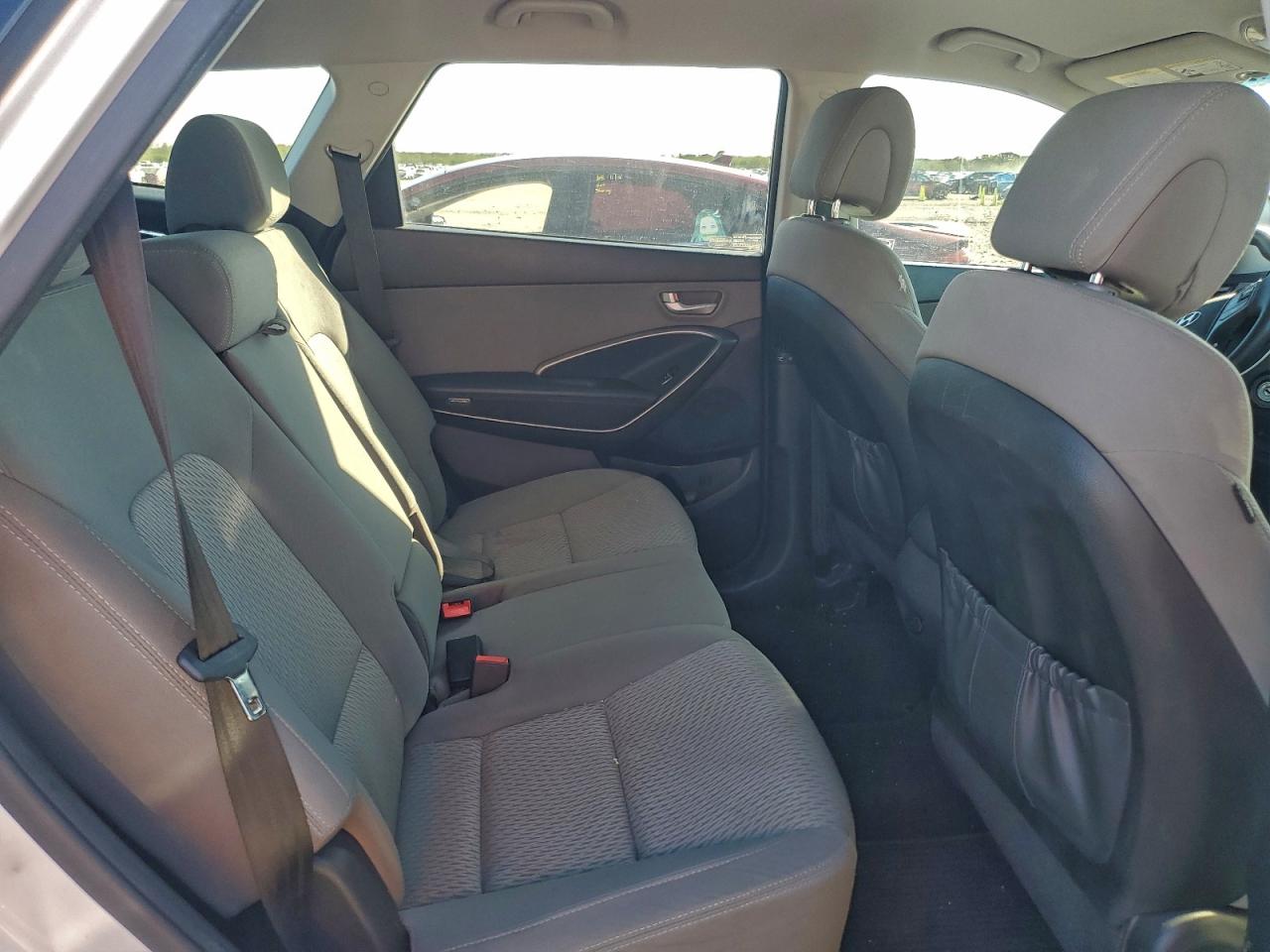 2017 Hyundai Santa Fe Se VIN: KM8SMDHF8HU227997 Lot: 94508375