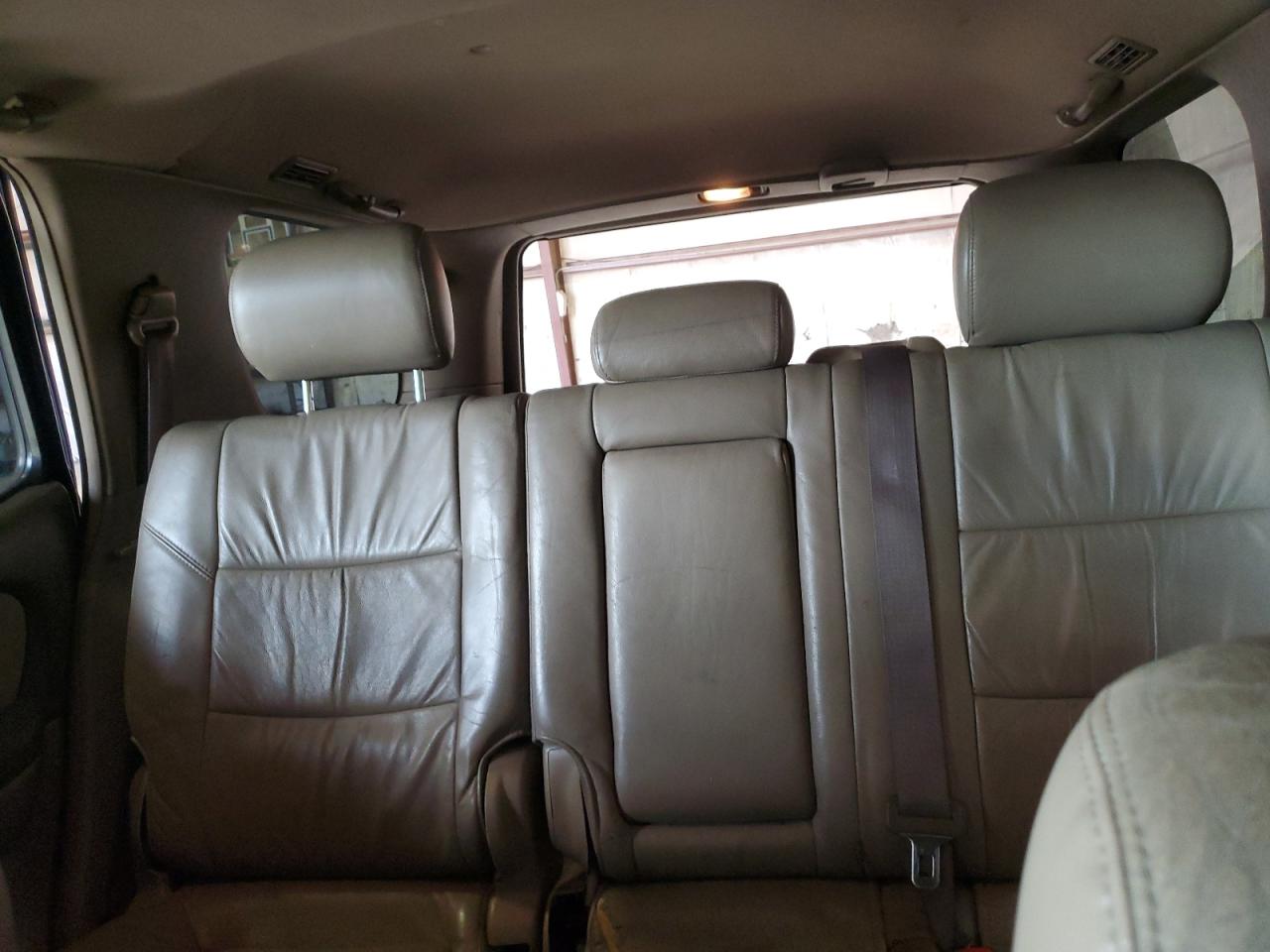 2004 Toyota Sequoia Sr5 VIN: 5TDBT44A44S215247 Lot: 92609915