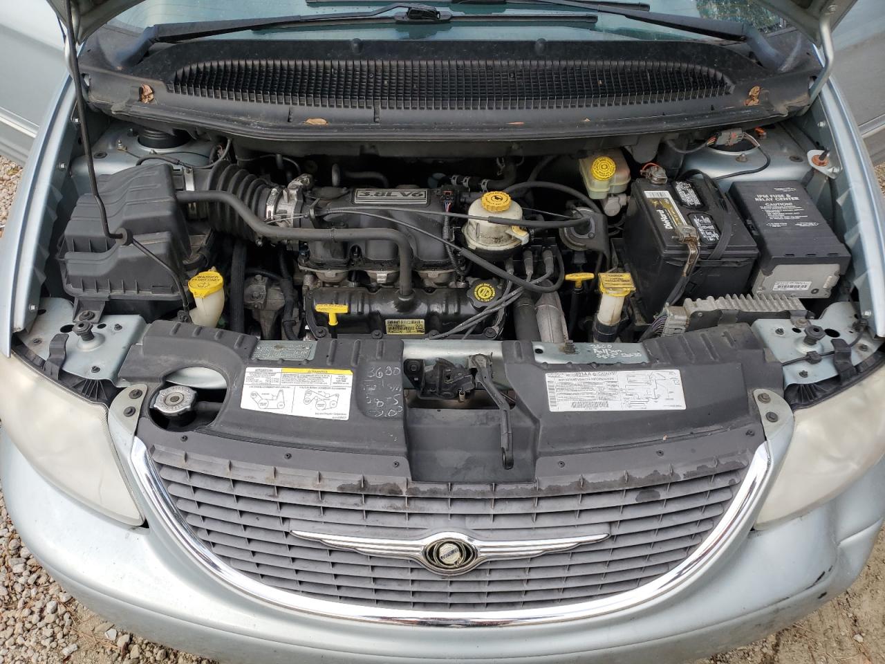 2002 Chrysler Town & Country Limited VIN: 2C8GP64L52R613451 Lot: 92825035