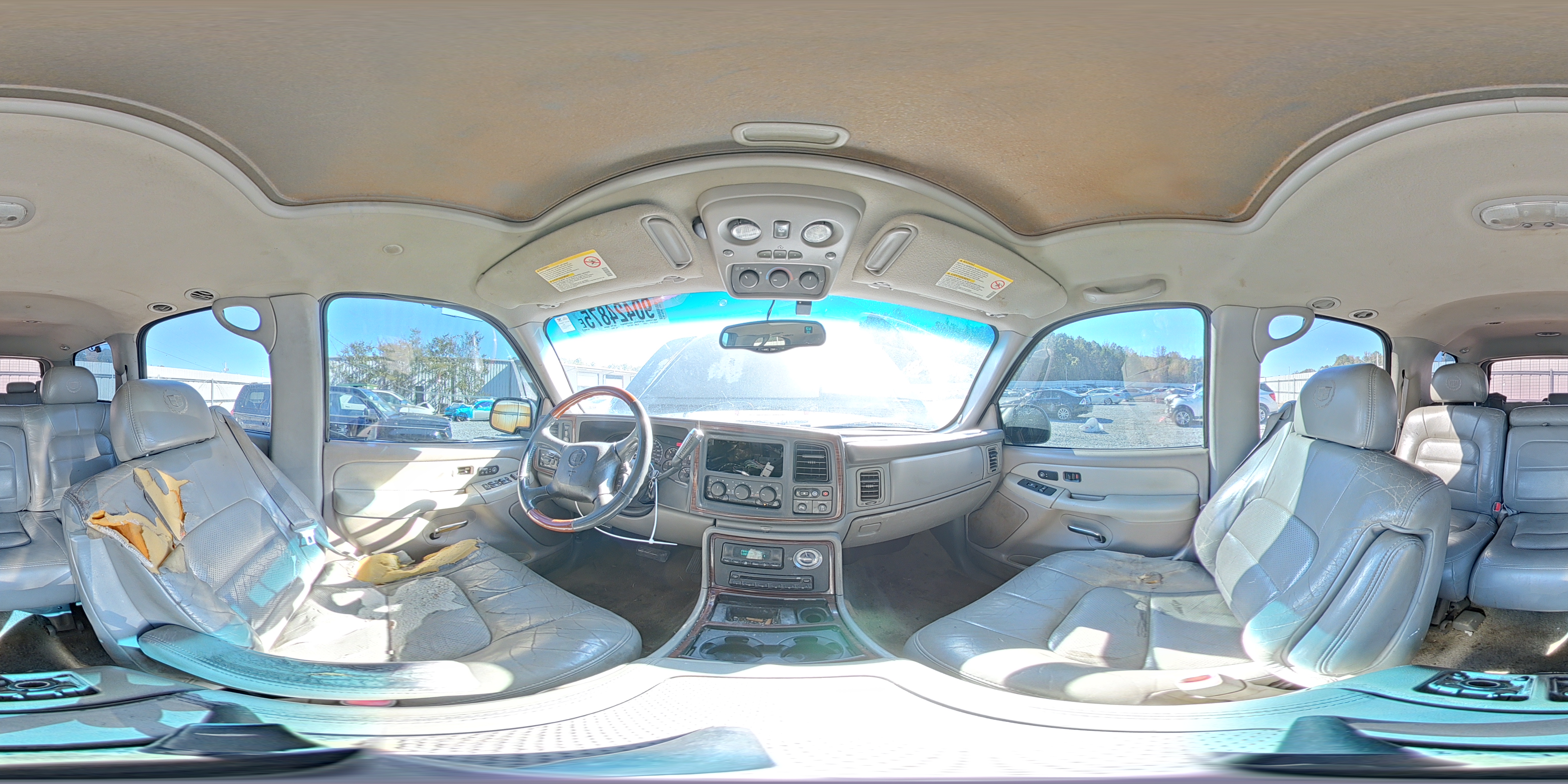 2002 Cadillac Escalade Luxury VIN: 1GYEK63N72R106948 Lot: 90424875