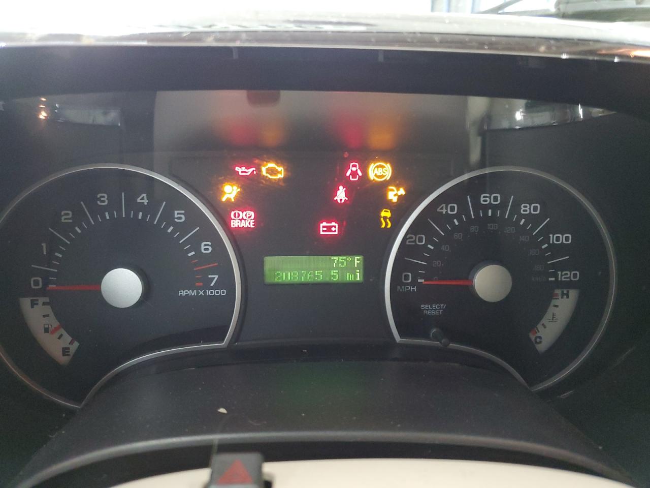 2007 Ford Explorer Xlt VIN: 1FMEU73E27UB08726 Lot: 93126175