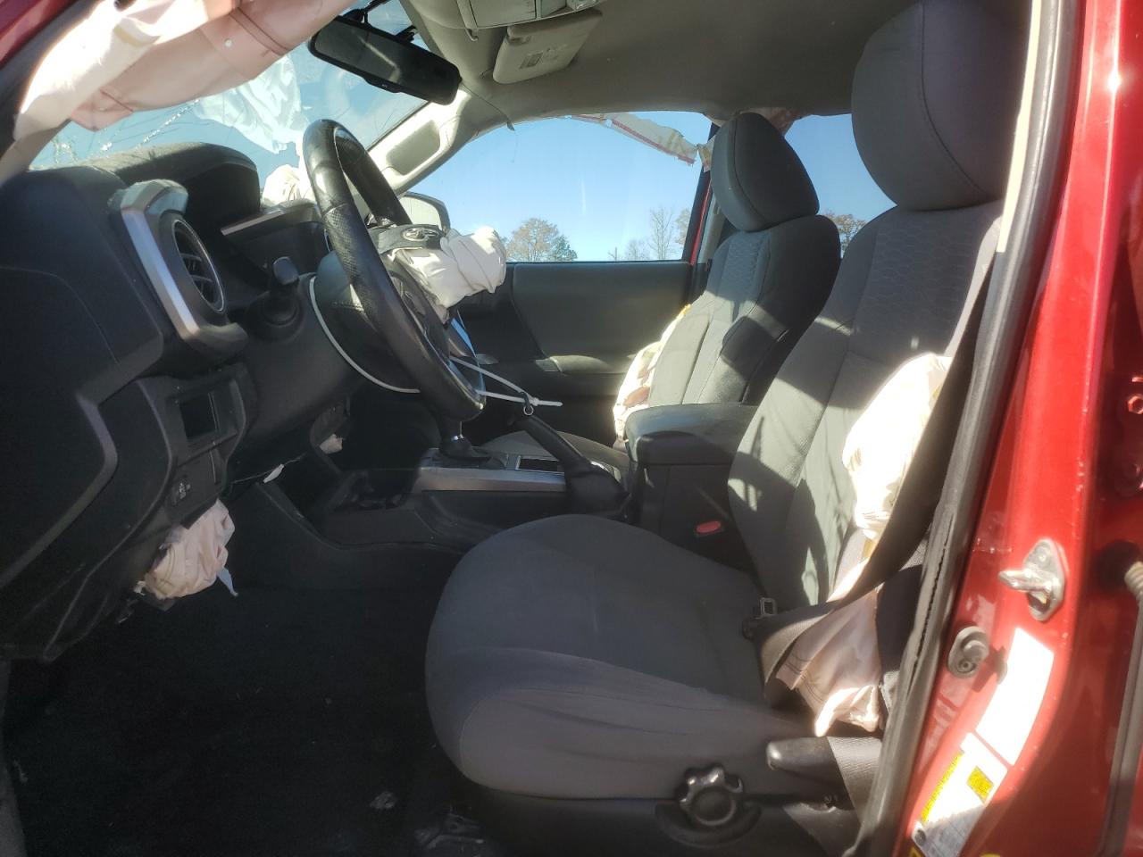 2017 Toyota Tacoma Double Cab VIN: 5TFCZ5AN4HX049456 Lot: 92877085