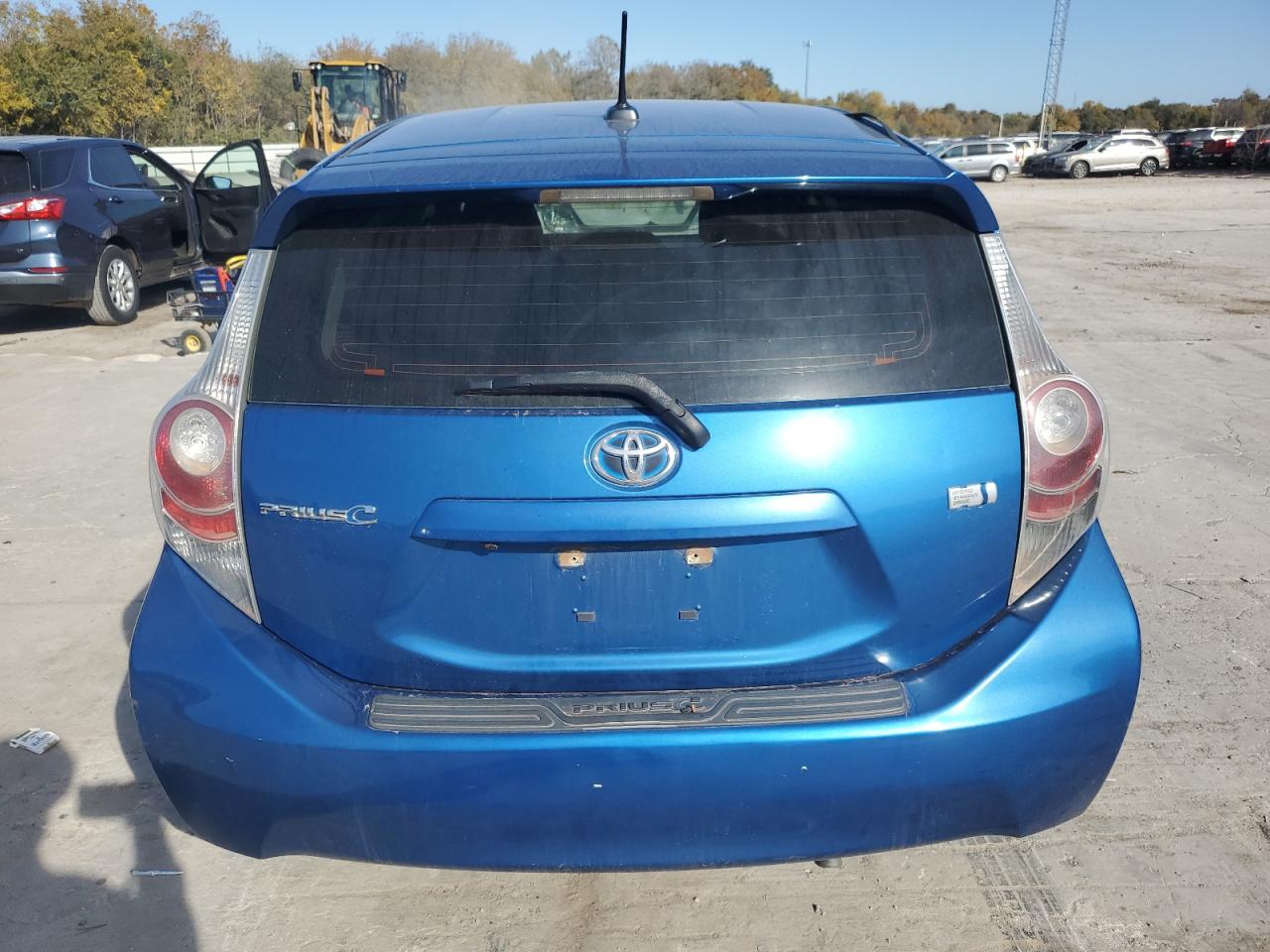 2013 Toyota Prius C VIN: JTDKDTB33D1046198 Lot: 91765435