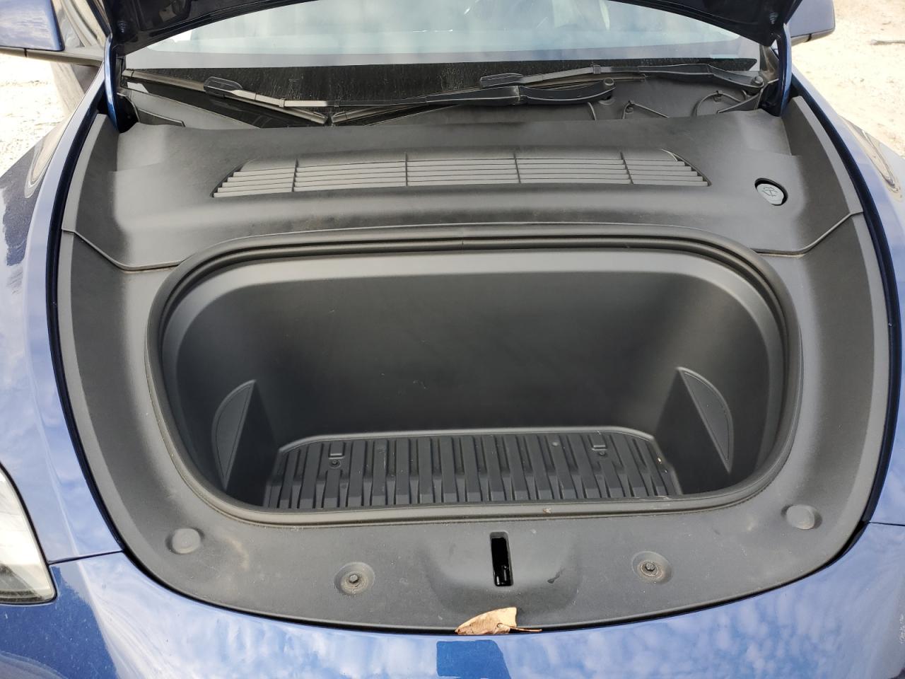 2023 Tesla Model Y VIN: 7SAYGDEE4PF799483 Lot: 93455445