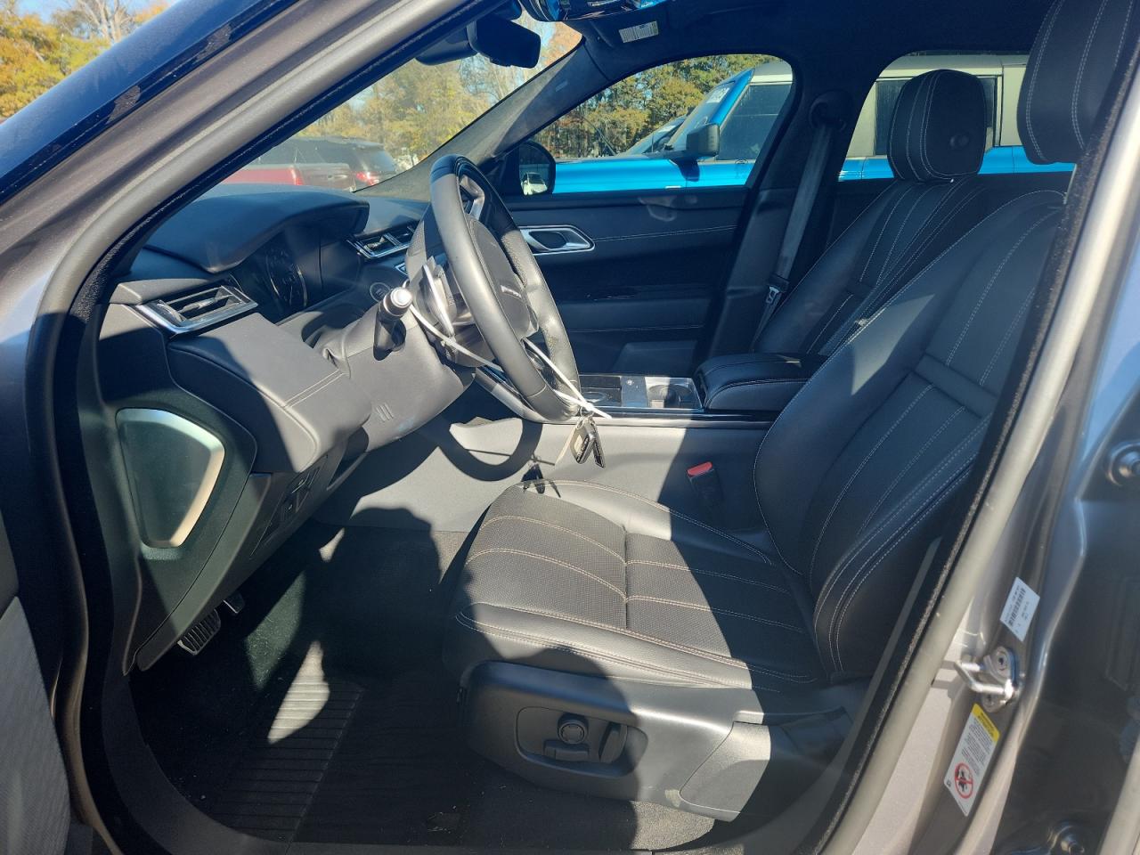 2020 Land Rover Range Rover Velar S VIN: SALYB2EX1LA238025 Lot: 92729055