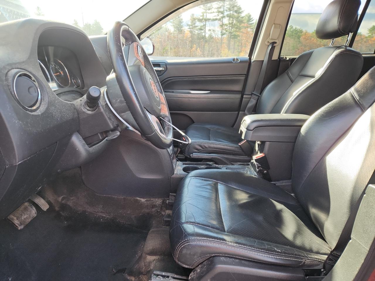 2016 Jeep Compass Latitude VIN: 1C4NJDEB2GD550274 Lot: 90654065