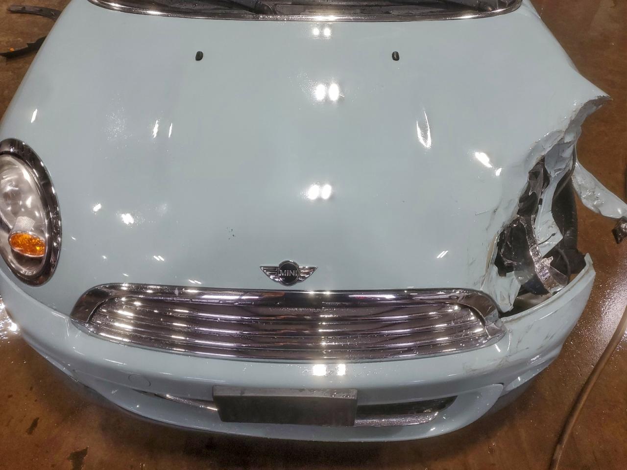 2011 Mini Cooper VIN: WMWSU3C57BT095788 Lot: 93442235