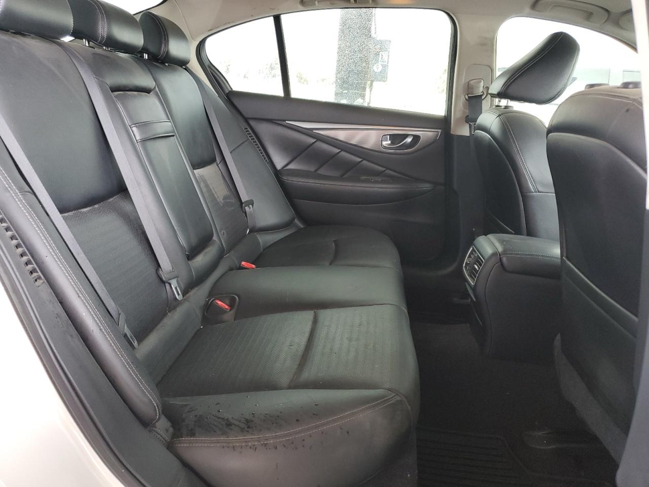 2014 Infiniti Q50 Hybrid Premium VIN: JN1AV7APXEM692054 Lot: 93879225