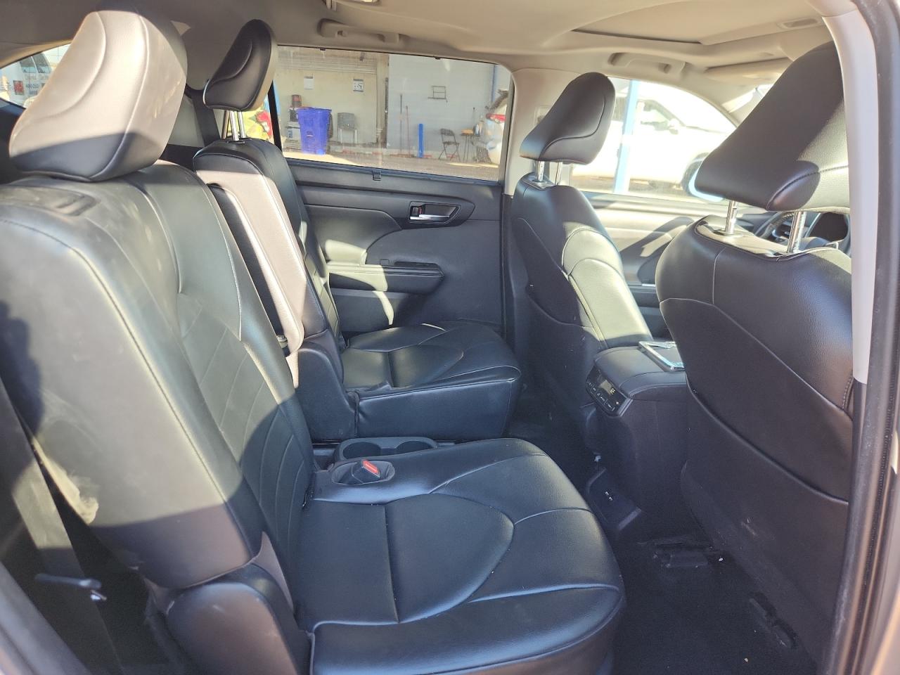 2021 Toyota Highlander Hybrid Xle VIN: 5TDGARAH0MS504829 Lot: 92240655