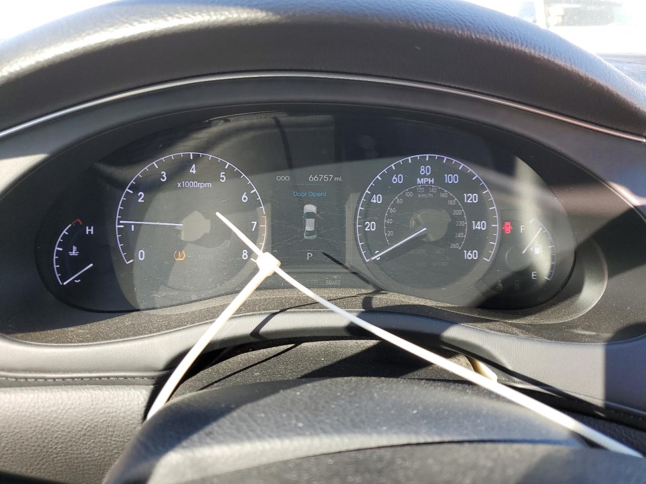 2012 Hyundai Genesis 3.8L VIN: KMHGC4DDXCU194555 Lot: 91736935