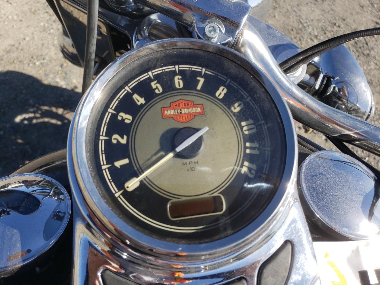 2014 Harley-Davidson Flstc Heritage Softail Classic VIN: 1HD1BWV39EB051530 Lot: 85415735