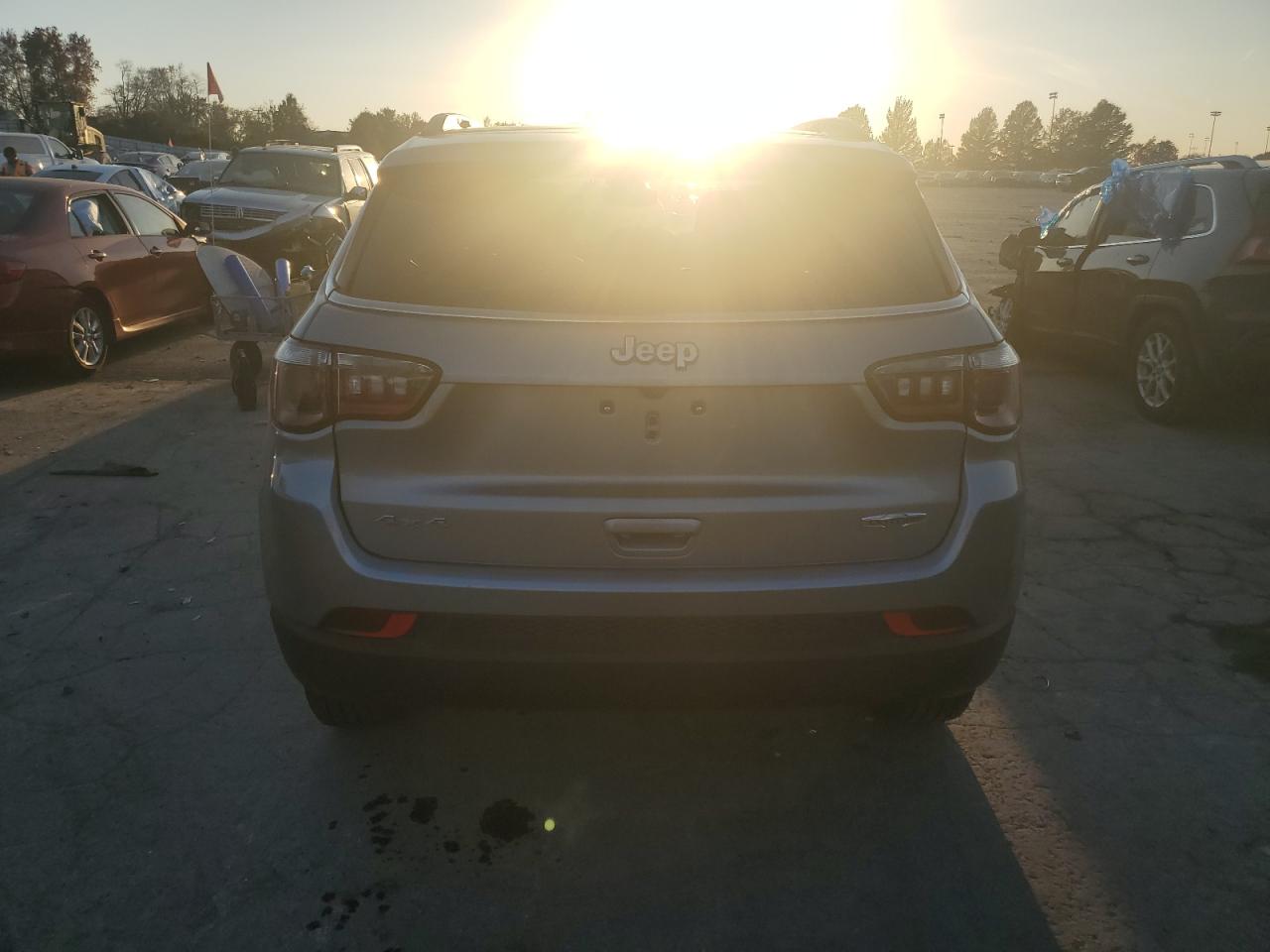 2022 Jeep Compass Latitude VIN: 3C4NJDBB5NT121139 Lot: 93012815