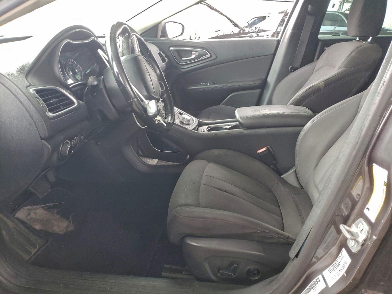 2015 Chrysler 200 Limited VIN: 1C3CCCAB0FN627271 Lot: 94444175