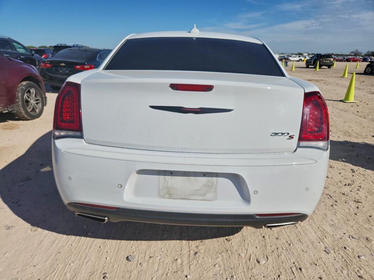 2022 Chrysler 300 S VIN: 2C3CCABG3NH236444 Lot: 93301705